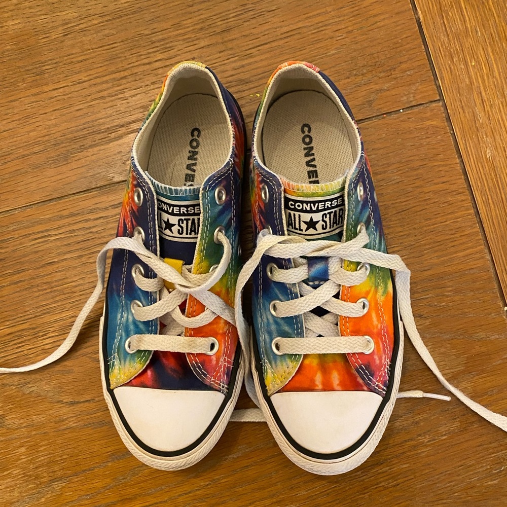 Girl’s Converse Size 13.5, rainbow tie dye print